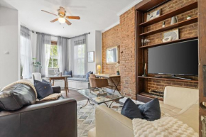 Beautiful 1-BR Flat Nestled Between Dupont & Logan